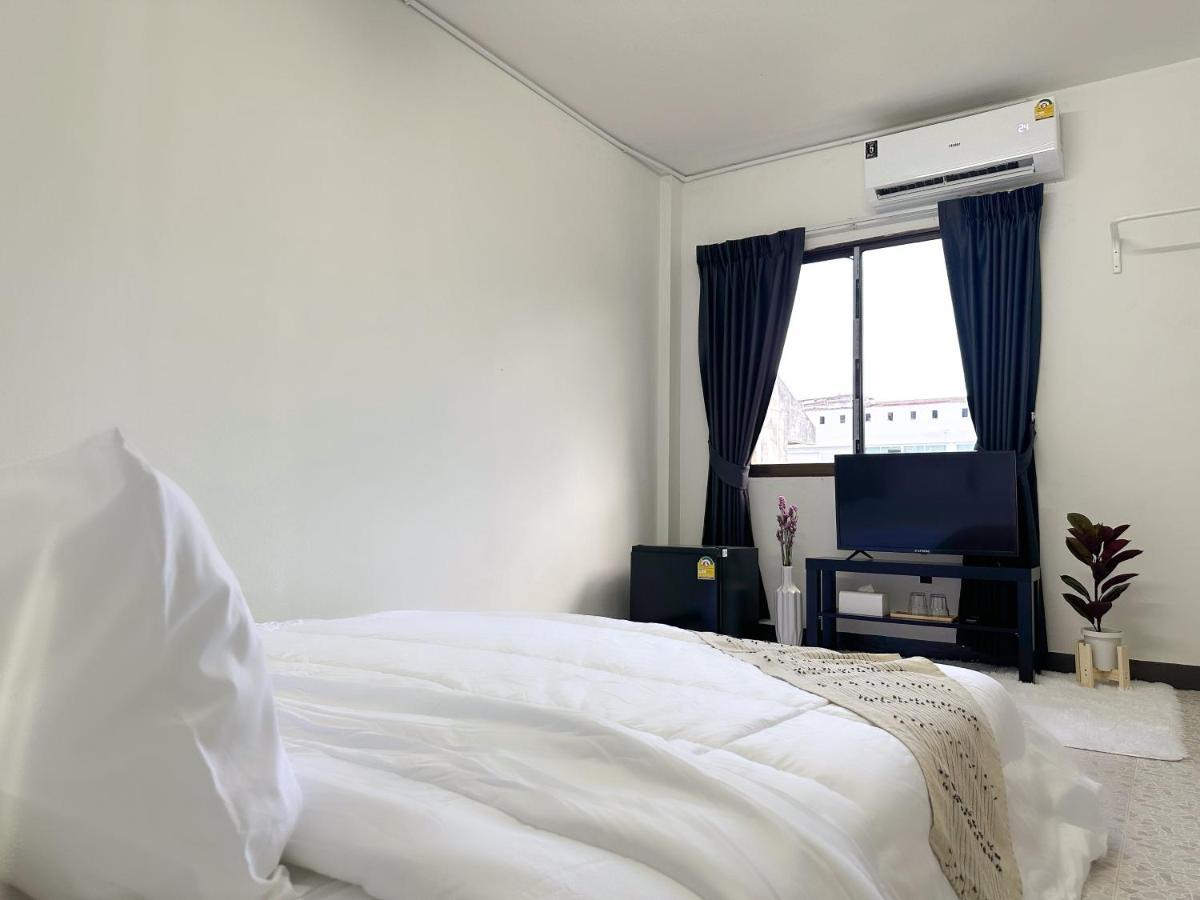 Montana Hotel & Hostel Phuket Karon Ngoại thất bức ảnh