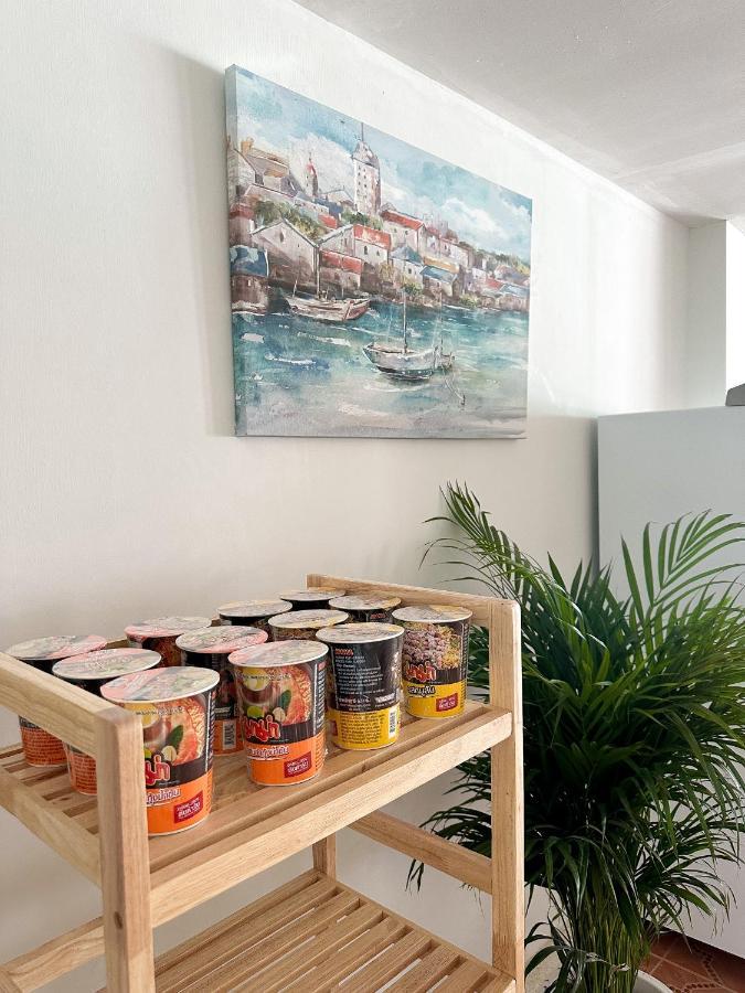 Montana Hotel & Hostel Phuket Karon Ngoại thất bức ảnh