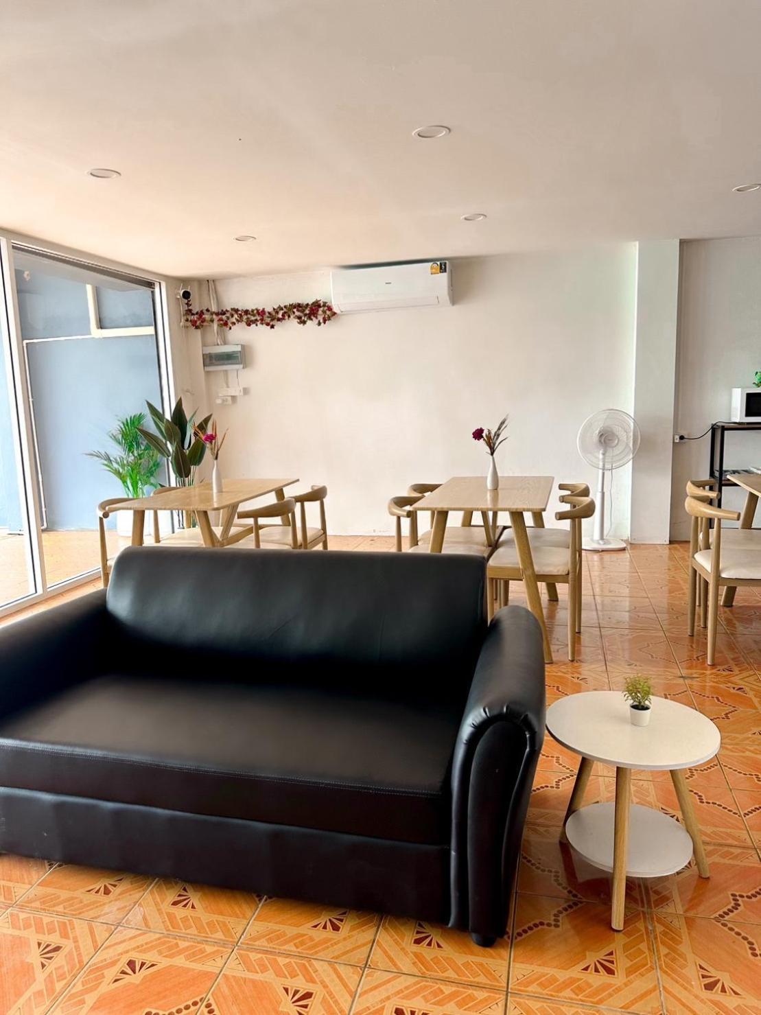 Montana Hotel & Hostel Phuket Karon Ngoại thất bức ảnh