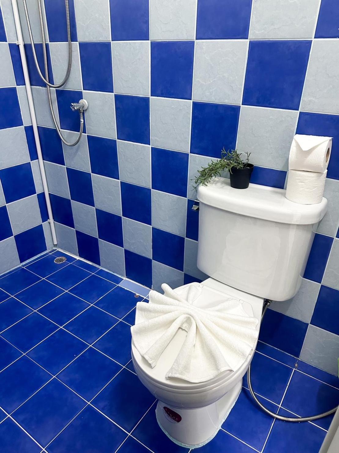 Montana Hotel & Hostel Phuket Karon Ngoại thất bức ảnh
