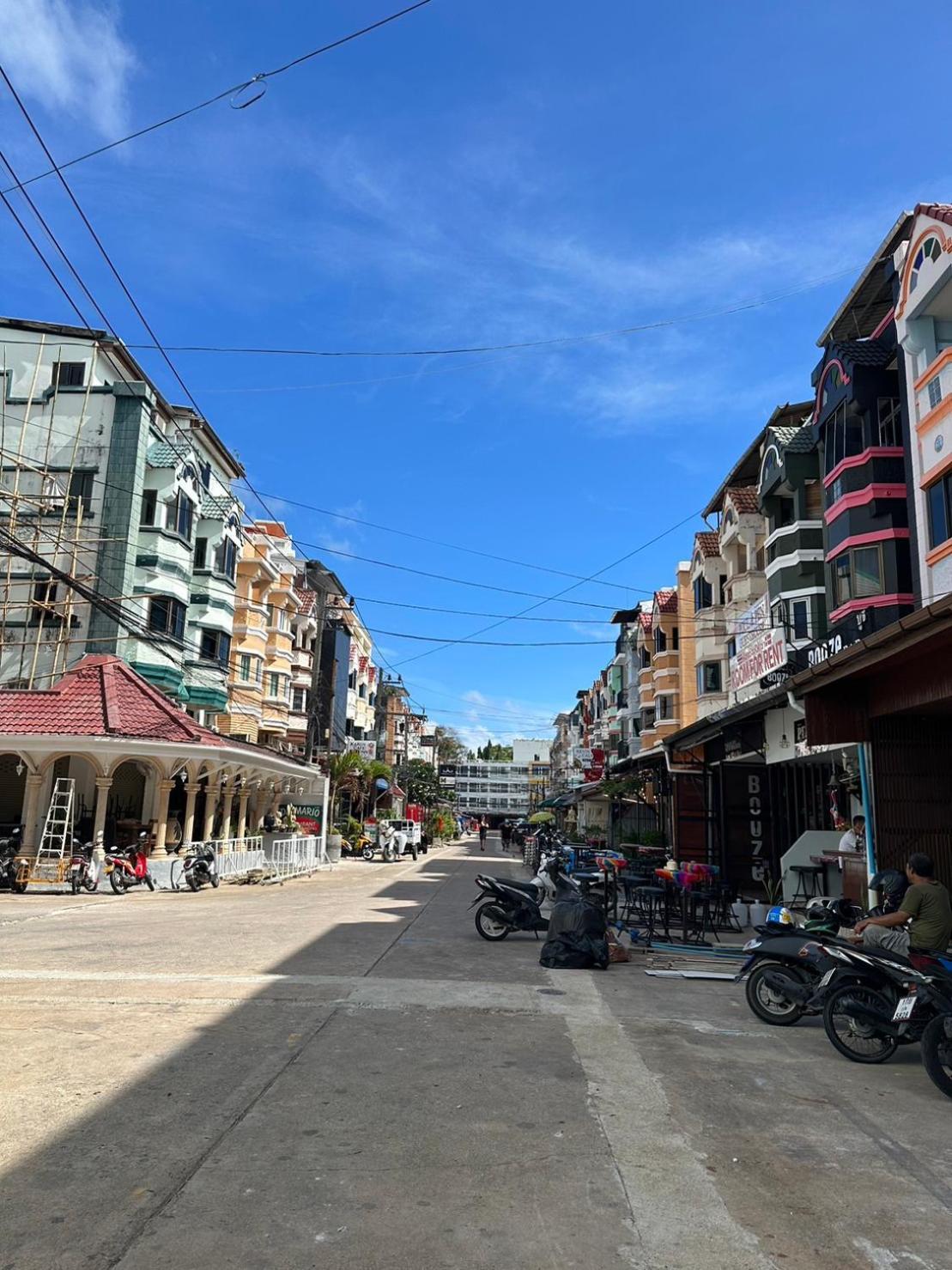 Montana Hotel & Hostel Phuket Karon Ngoại thất bức ảnh
