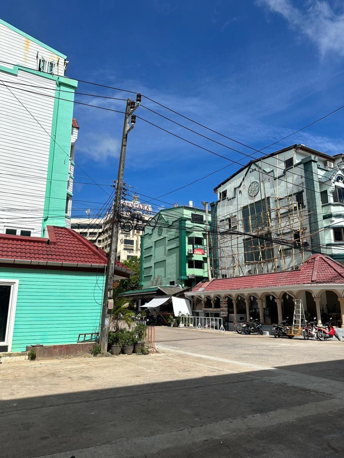 Montana Hotel & Hostel Phuket Karon Ngoại thất bức ảnh