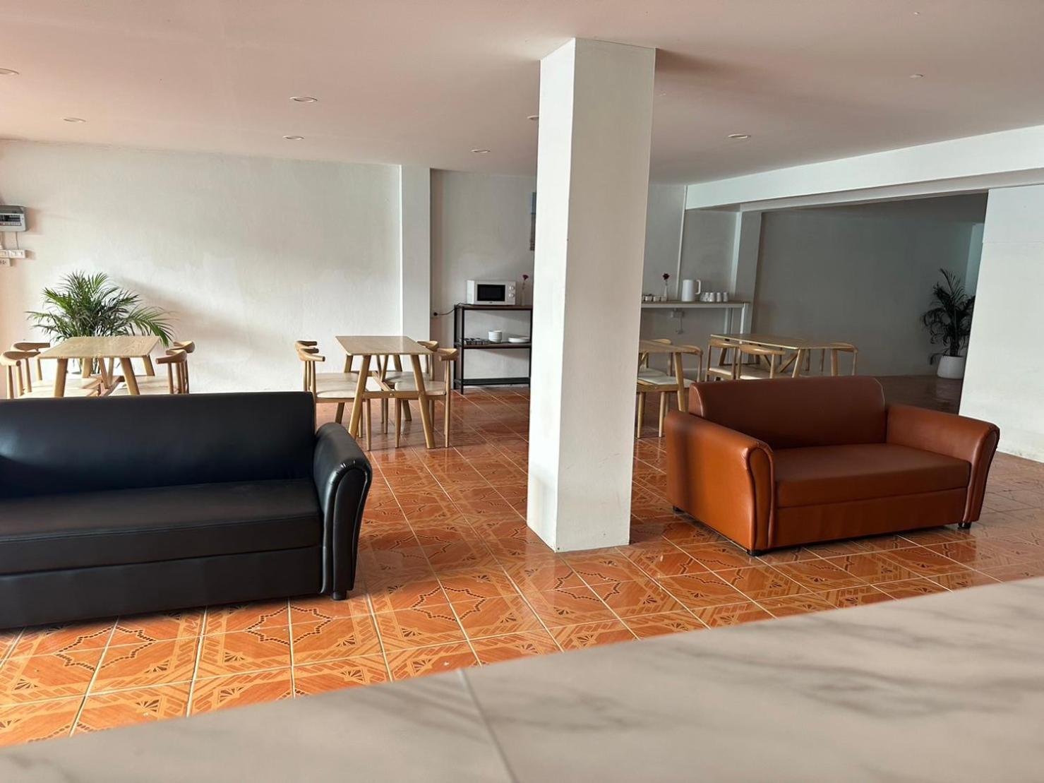 Montana Hotel & Hostel Phuket Karon Ngoại thất bức ảnh